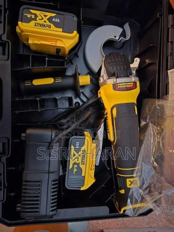 Dewalt Angle Grinder 100MM