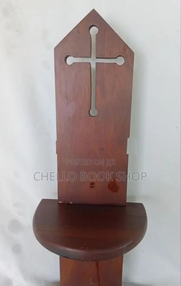 Statue Stand