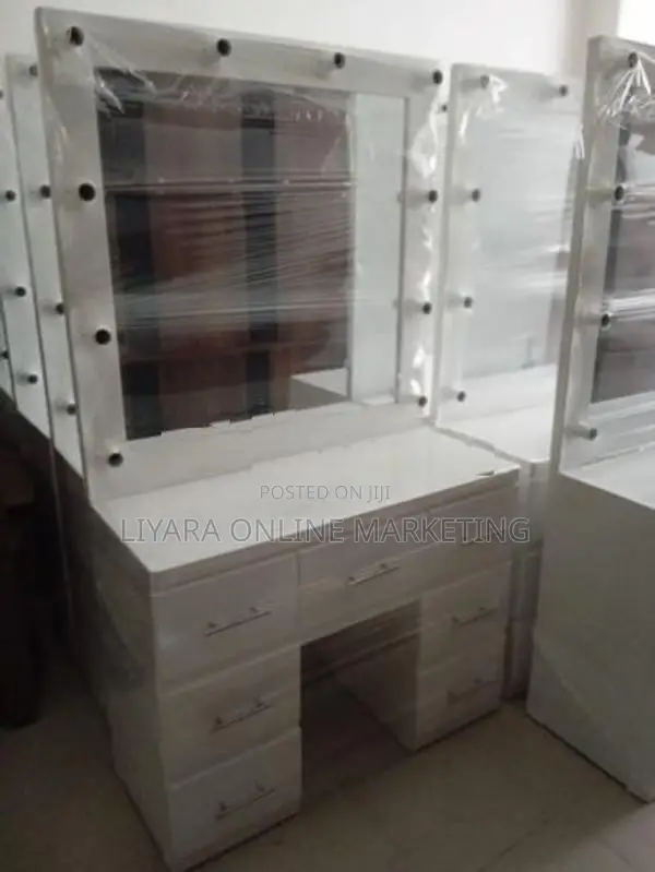 Melamine Dressing Table with Lights