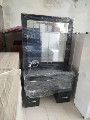 Melamine Dressing Table with Lights