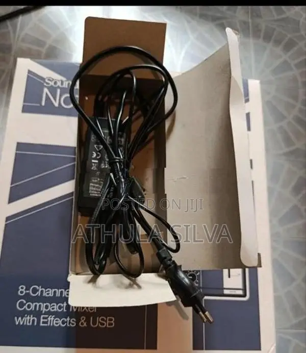 Sound craft Notepad 8fx mixer
