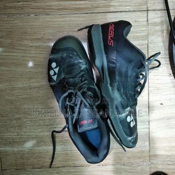 Yonex Aerus Z2 Badminton Shoes