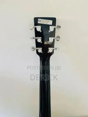 Suzuki SDG-2 BK Acoustic Box Guitar (Full Size - Black)
