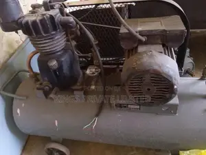 I.H.S. / IWATA Air Compressor SU-07NBP – Japan Made 1HP 80L Tank