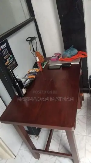 Cashier Table