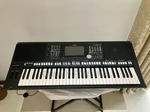 Yamaha PSR-S975 Professional Keyboard
