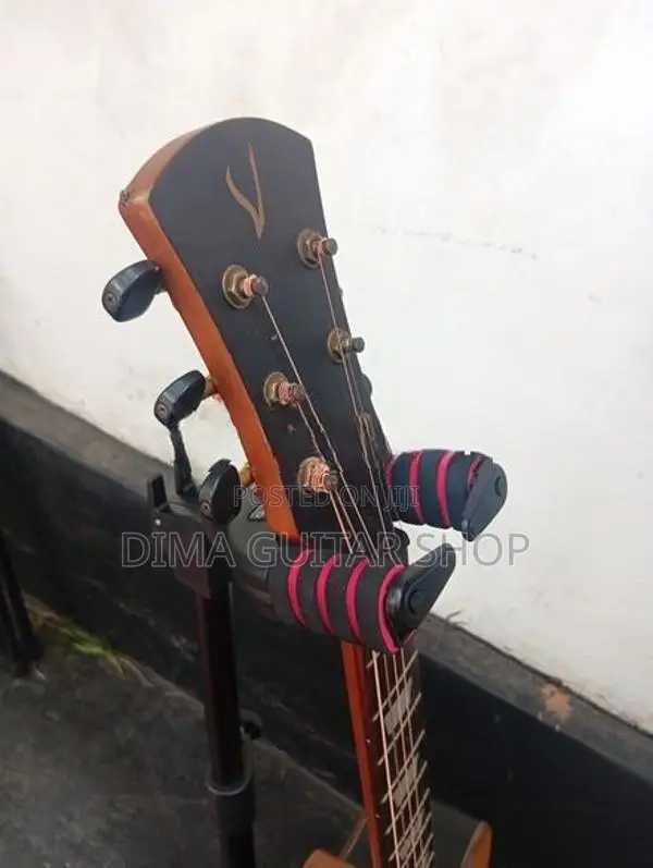Guitar Stand