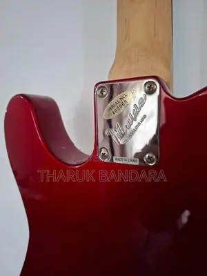 Mavis Guitar