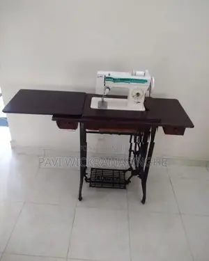 Singer Sewing Machine