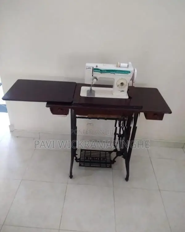 Singer Sewing Machine