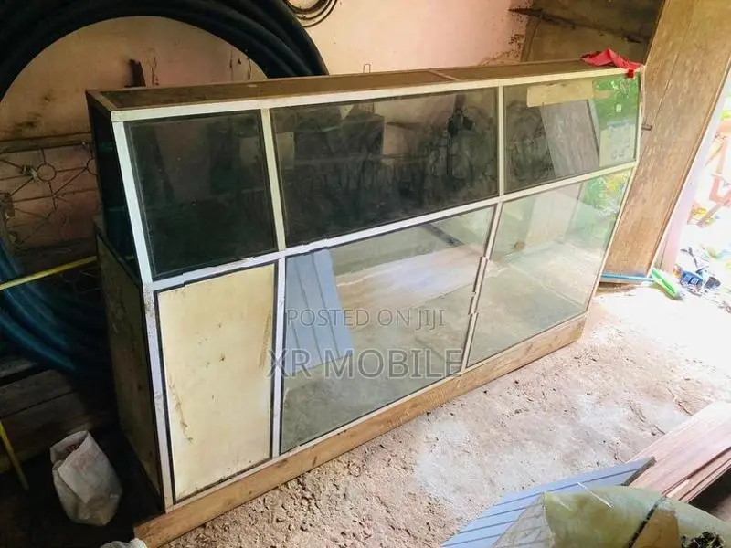 Glas showcase