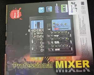 4-Channel Compact Audio Mixing Console