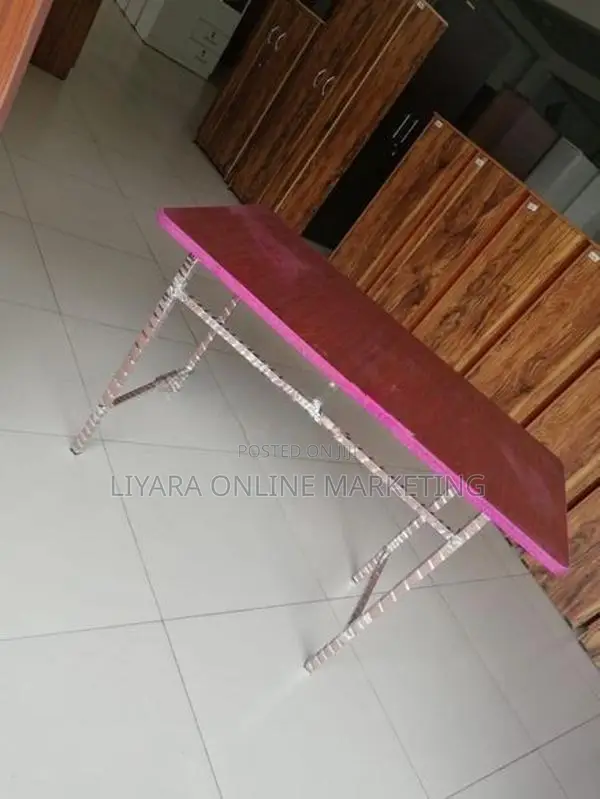 NEW STEEL TABLE 4x2