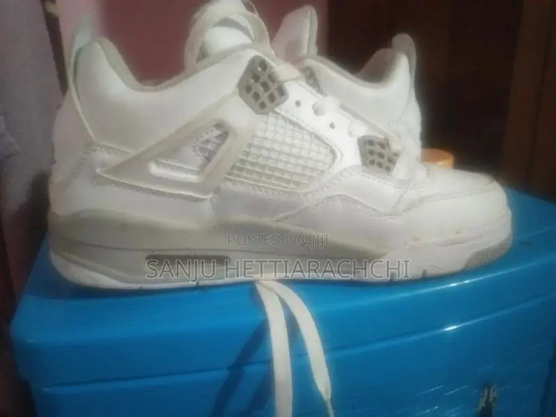 jordans 4 retro