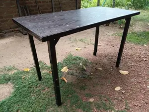 Metal Damro Dining Table