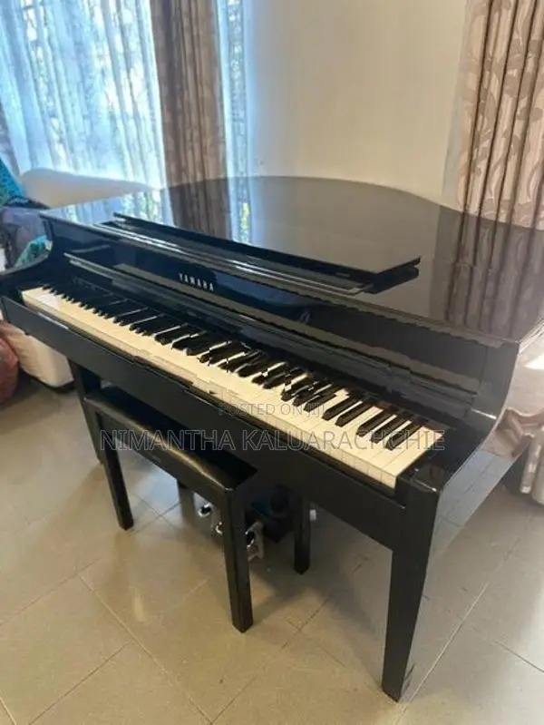 Yamaha Digital Grand Piano - CLP 565GP