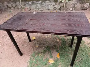 Metal Damro Dining Table