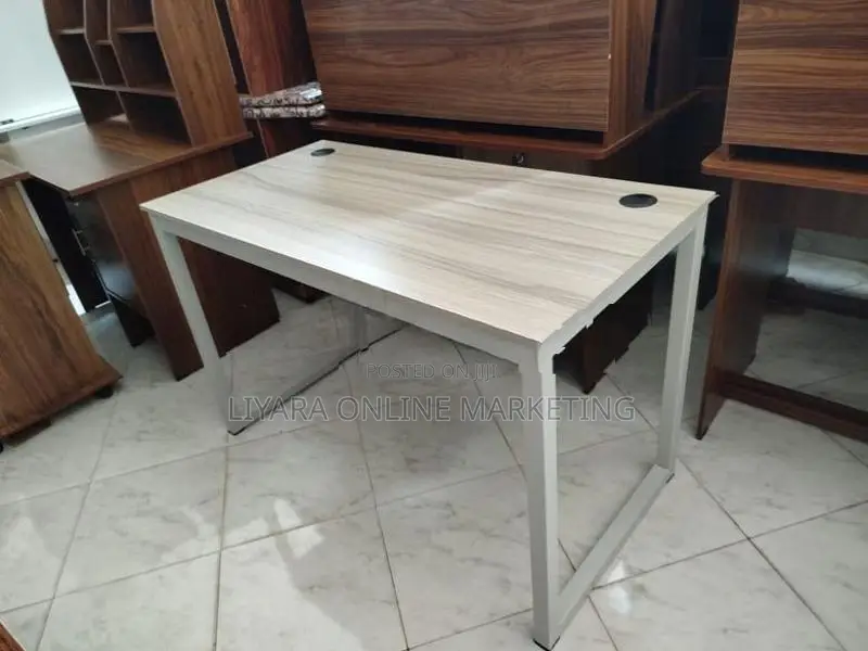 Melamine Smart Table