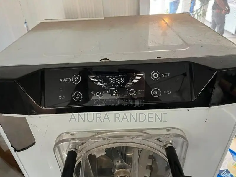 Ice Cream Machine