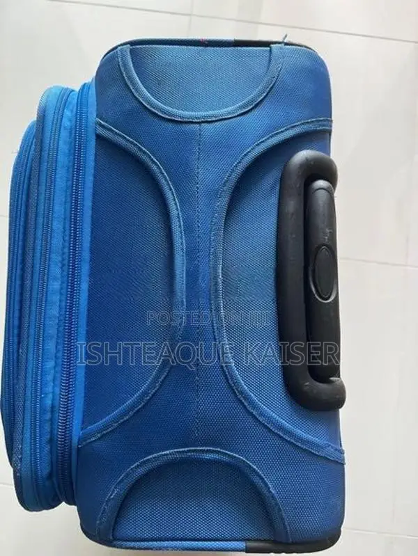 Espiral Medium Softshell Fabric Luggage Bag (Blue)