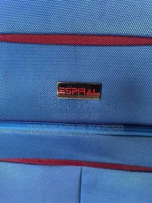 Espiral Medium Softshell Fabric Luggage Bag (Blue)