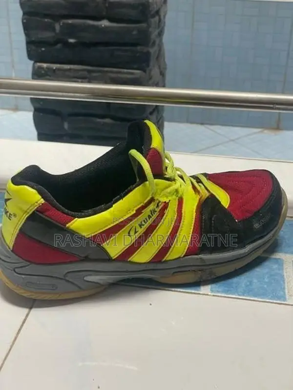 Indoor Shoes (Badminton)