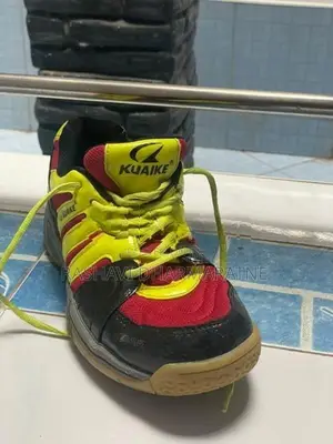 Indoor Shoes (Badminton)