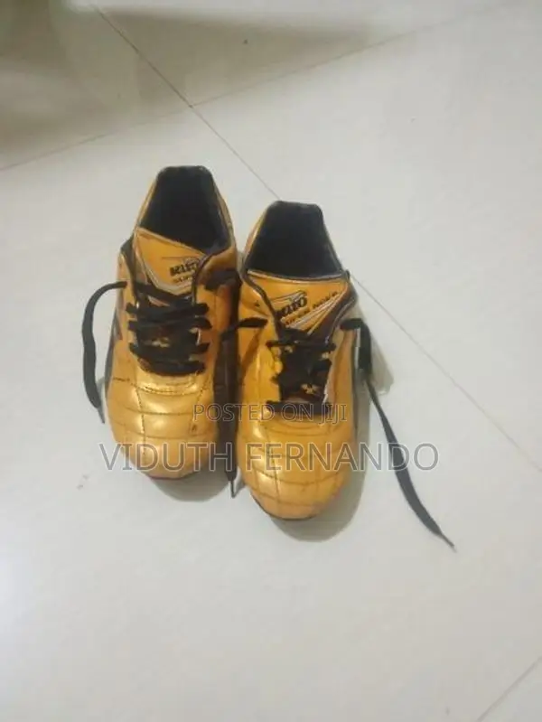 Kito Football Boots
