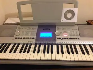 Yamaha PSR-295 Portatone 61-Key Musical Keyboard