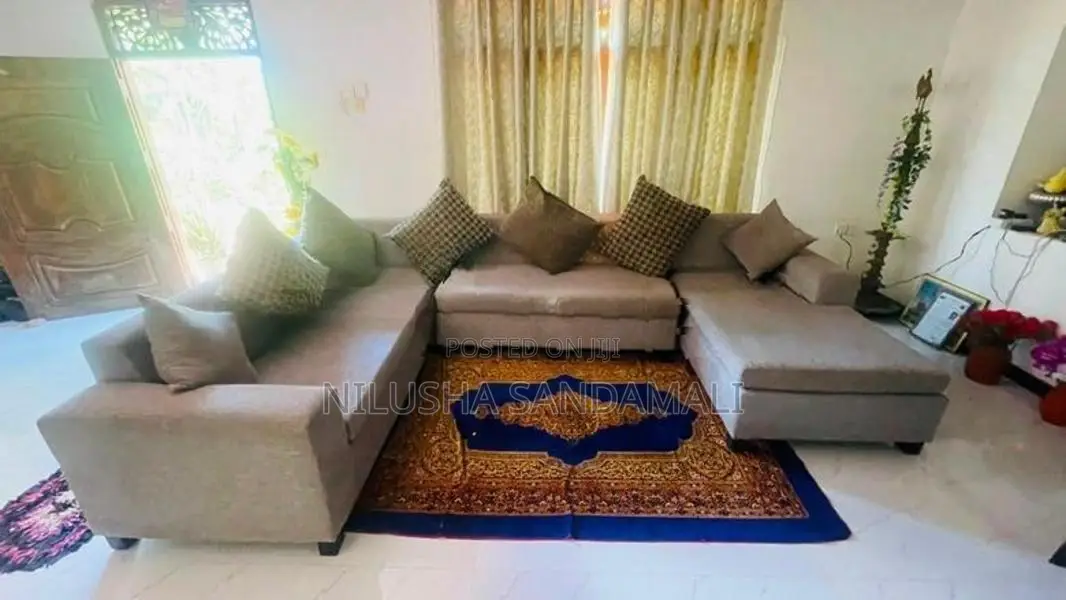 U Sofa Set