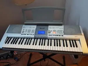 Yamaha PSR-295 Portatone 61-Key Musical Keyboard