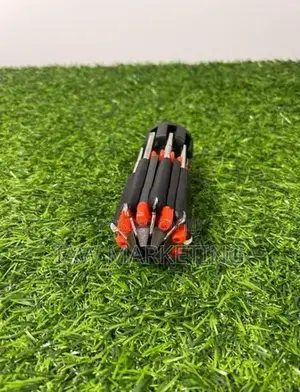 8 in 1 Multi Screwdriver