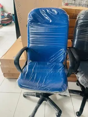 Piyestra Fabric Premium Manager Chairs