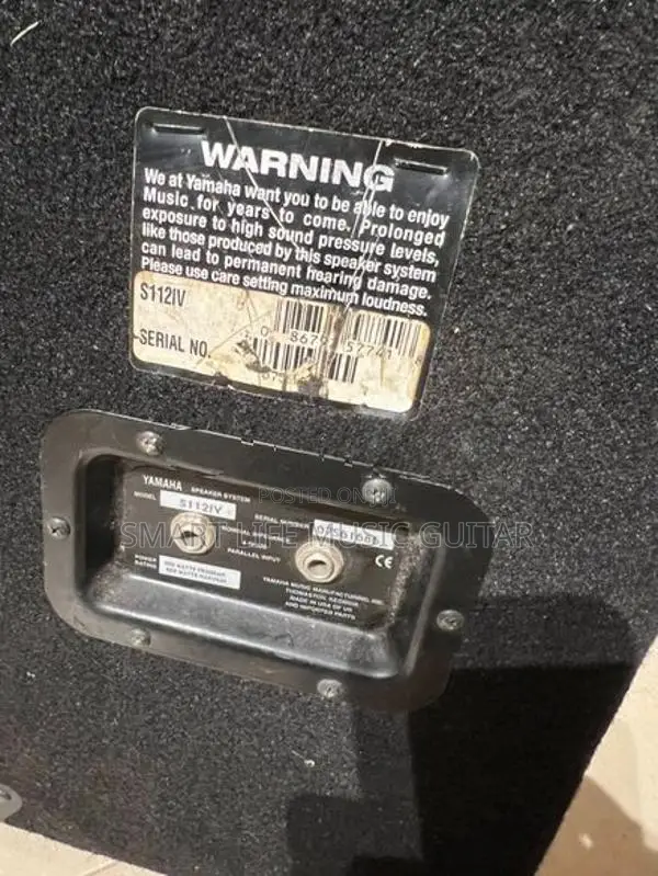 Yamaha S1121 v Pa Speker