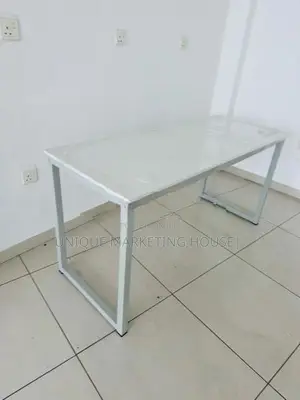 Modern 5x2 Smart Structure Table