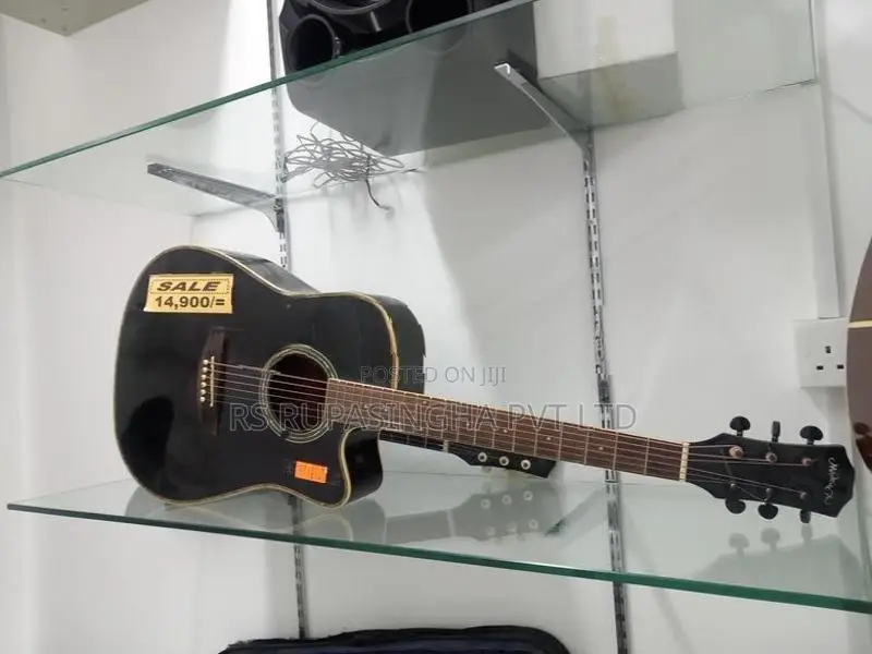 Box Guitar