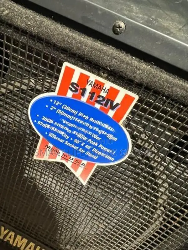 Yamaha S1121 v Pa Speker