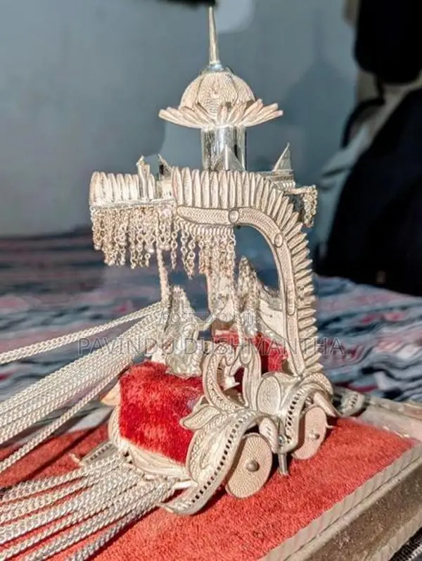 ​Silver Chariot
