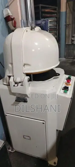 Bakery Dough Divider with Rounder