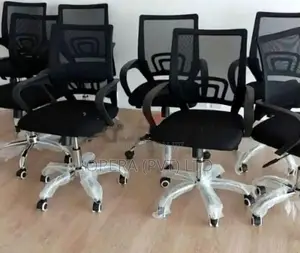 Modern Office Table with Chairs