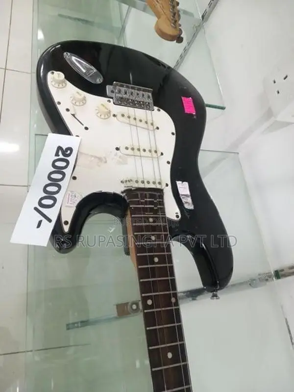 Suzuki Electric Guitar