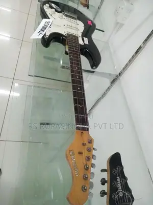Suzuki Electric Guitar