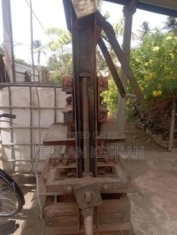 Cement Block Machine