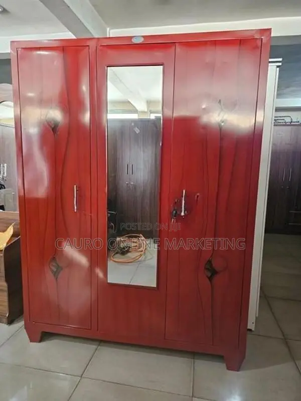 Steel 3 Door 6 X 5 Ft Cupboard Wardrobe