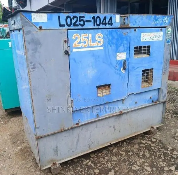 Denyo 25 kva Generator