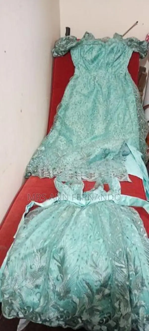mother with daughter frock