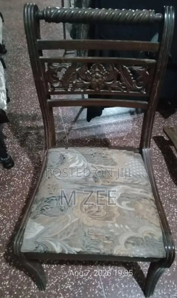 Dining Table with 6 Chairs