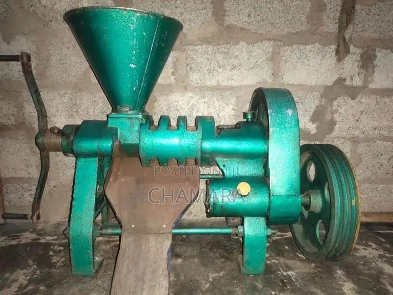 පොල් අබරන මැසිමක්