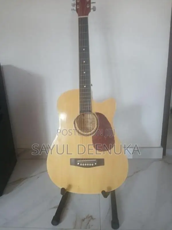 Box Guitar