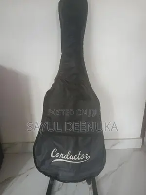 Box Guitar